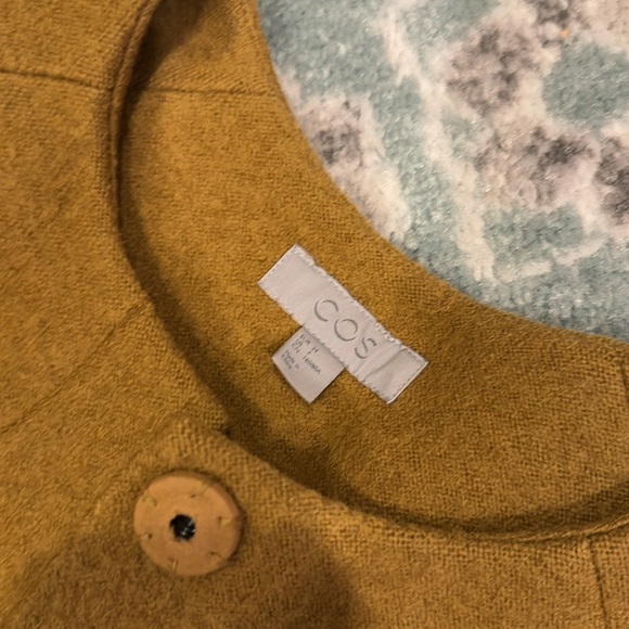 COS coat 4 - Picture 3 of 4
